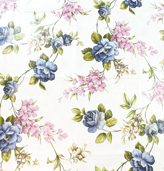 Square PVC Wipeable Waterproof Fibre Tablecloth (140x140 cm)