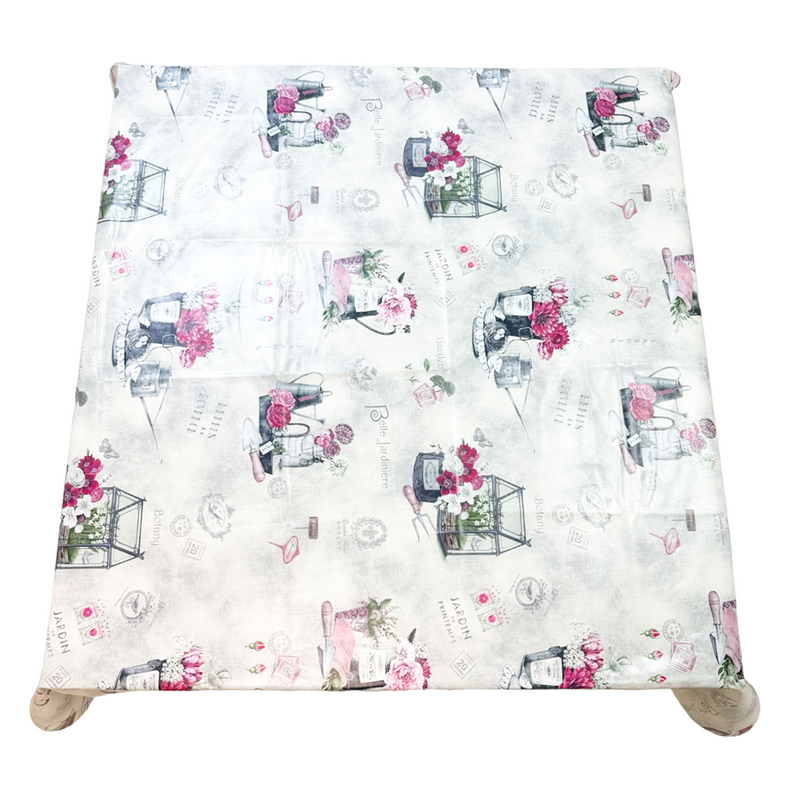 Square PVC Wipeable Waterproof Fibre Tablecloth (140x140 cm)