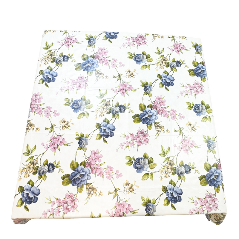 Square PVC Wipeable Waterproof Fibre Tablecloth (140x140 cm)