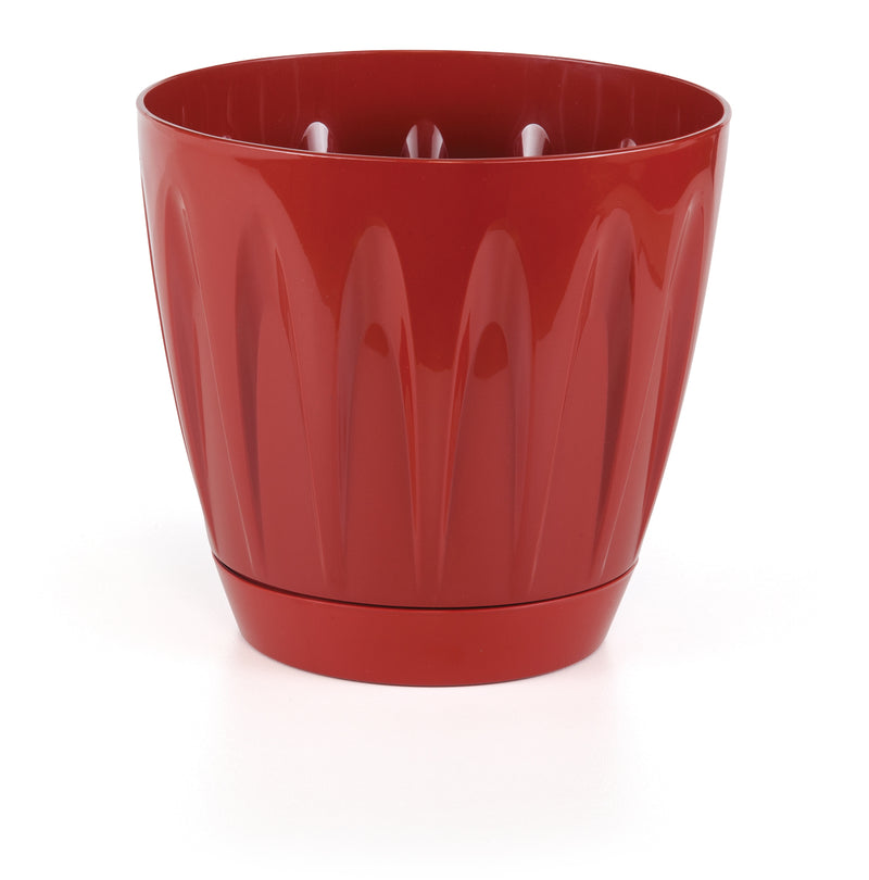 Red Plastic Round Plant Pots with Saucer. Indoor / Outdoor Flowerpot.