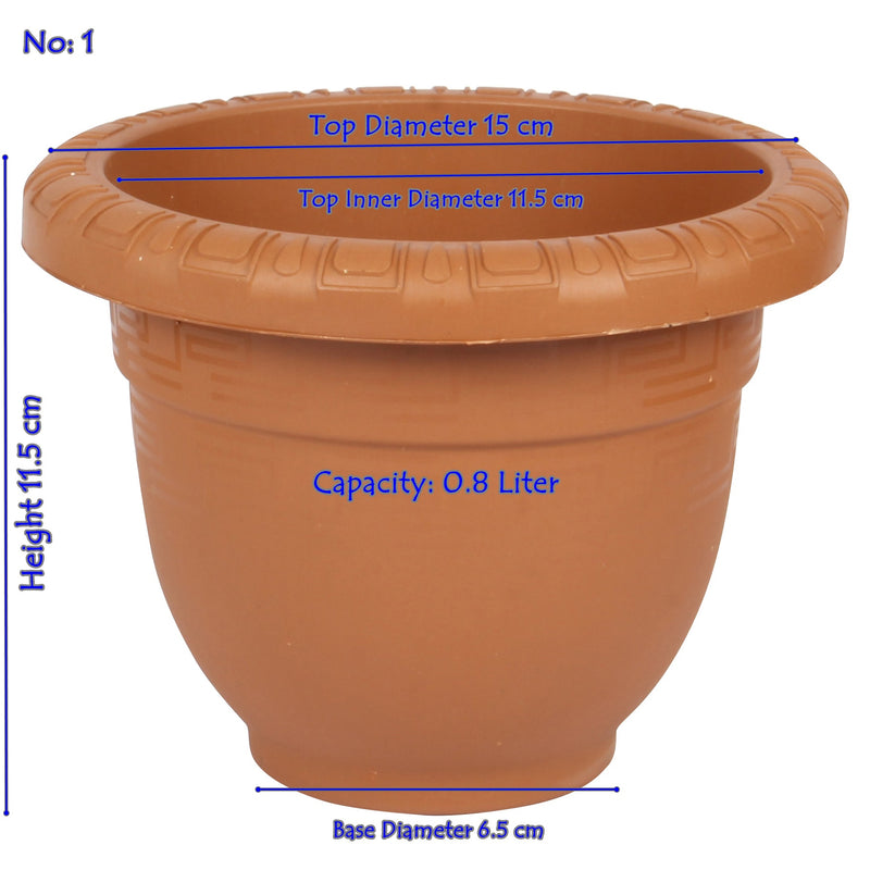Small Plastic Flower Pot & Saucer. (N0:1)