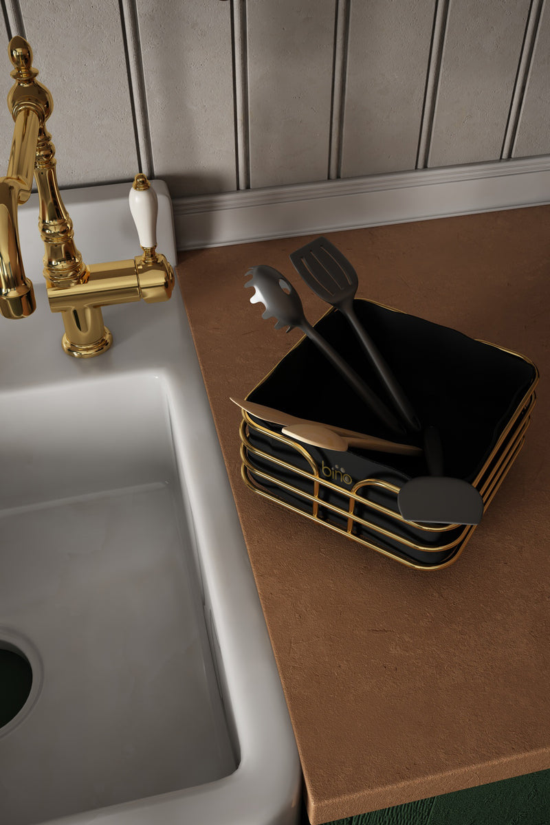 Square Kitchen Bread Basket with Fabric. Stainless Steel & Washable Fabric.