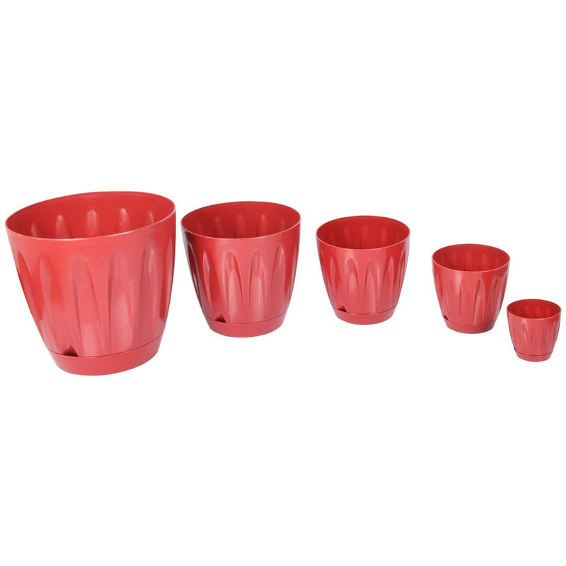 Red Plastic Round Plant Pots with Saucer. Indoor / Outdoor Flowerpot.