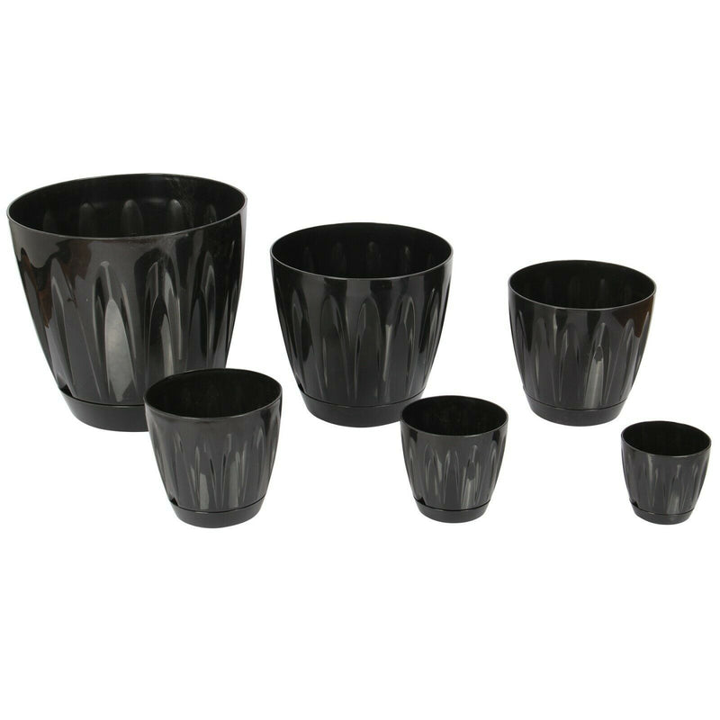 Black Plastic Plant Pots. Indoor / Outdoor Flower Pots with Drainage.