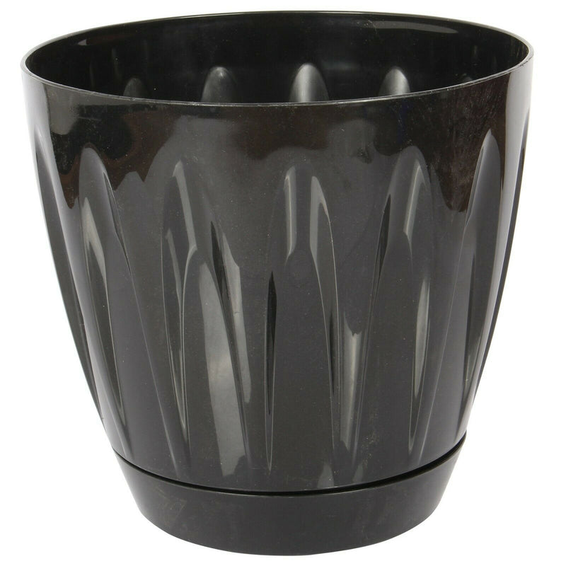 Black Plastic Plant Pots. Indoor / Outdoor Flower Pots with Drainage.