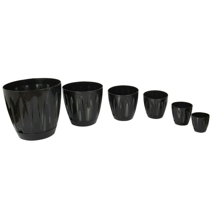 Black Plastic Plant Pots. Indoor / Outdoor Flower Pots with Drainage.
