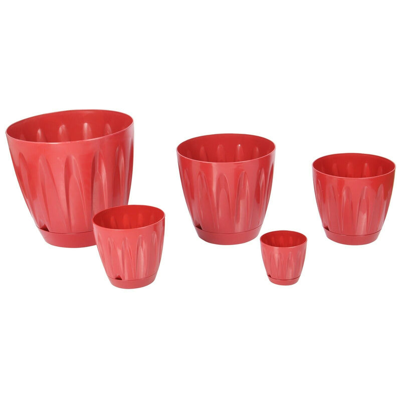Red Plastic Round Plant Pots with Saucer. Indoor / Outdoor Flowerpot.